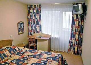 Гостиница Валдайские зори Валдай Стандартный двухместный номер с 1 кроватью или 2 отдельными кроватями-1